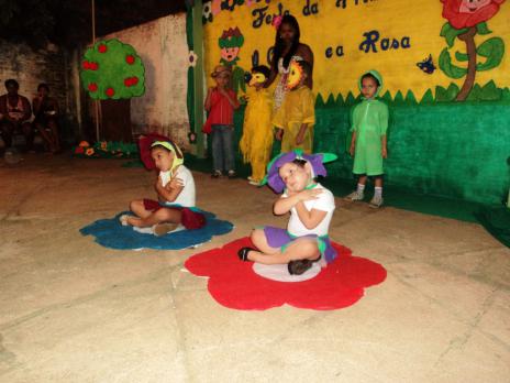 Escolas da rede municipal comemoram a Festa da Primavera