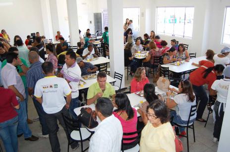 Restaurante Popular reabre em Araguaína