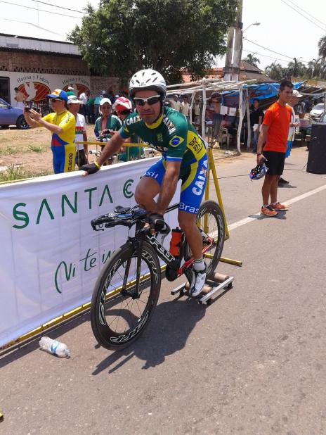 Com apoio da Prefeitura, ciclista de Araguaína garante 6º lugar em evento na Bolívia