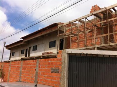 Prefeitura embarga 15 obras por irregularidades