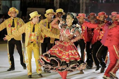 Juninas de Araguaína participam de festival estadual de quadrilhas em Palmas