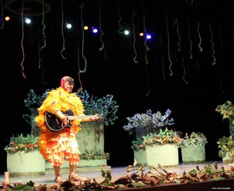 Abertas vagas para aulas de teatro e canto gratuitas em Araguaína