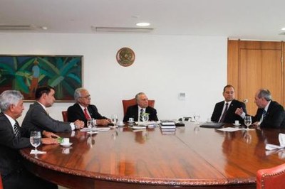 Em audiência com Temer, Dimas consegue autorização para infraestrutura em Araguaína