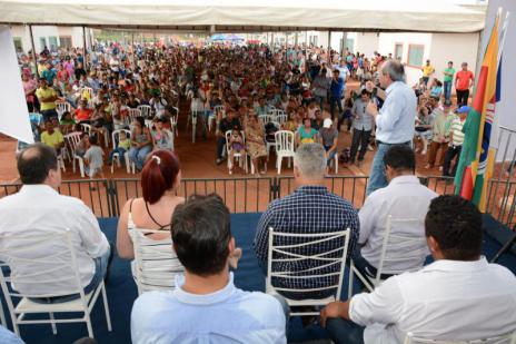 Mais 500 famílias iniciam 2016 com casa própria