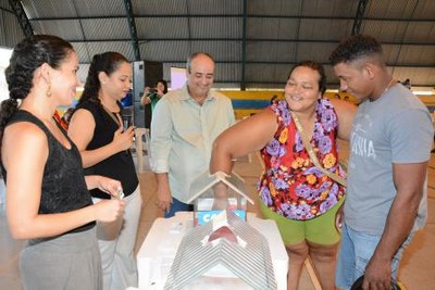 Novos moradores do Residencial Lago Azul I participam de sorteio de endereços