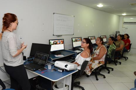 Prefeitura treina técnicos para implantação do 0800 da Saúde