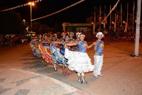 Quadrilhas realizam ensaios finais em preparação para São João do Cerrado