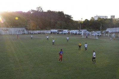 Credo/Boleiros e Itapuã disputam final do Futebol Amador neste sábado