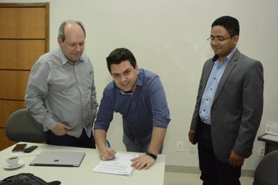 Dimas efetiva Instituto de Desenvolvimento de Araguaína