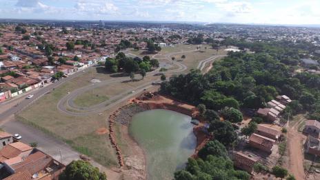 Lixo que vira obra: Lago do Cimba terá cachoeira e paisagismo com pneus reciclados