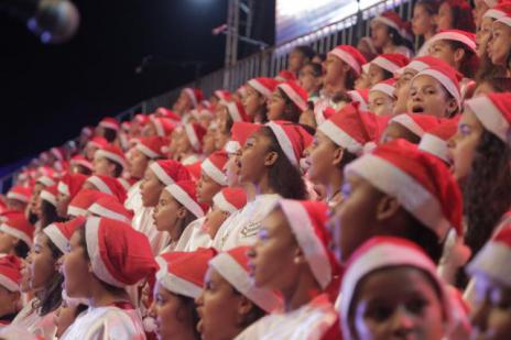 Mais de cinco mil pessoas assistem à Cantata de Natal em Araguaína