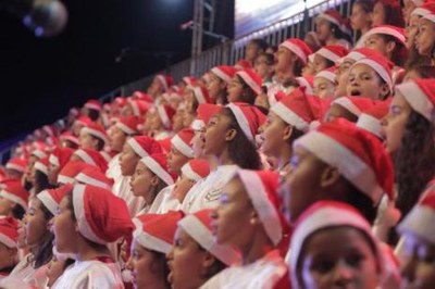 Mais de cinco mil pessoas assistem à Cantata de Natal em Araguaína