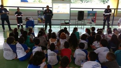 Para evitar trotes, Prefeitura realiza Projeto Samuzinho nas Escolas