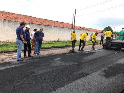 Prefeitura continua pavimentação de qualidade em bairros de Araguaína