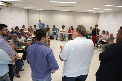 Prefeitura reúne assentados e discute melhorias para a zona rural