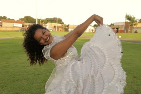 Caminhos do São João: Vendedora encontra na dança motivação para superar a dor