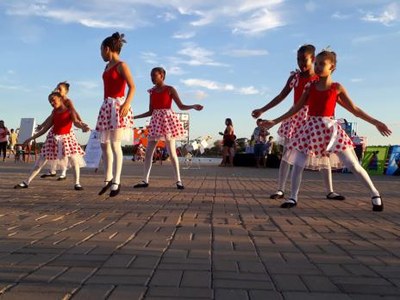 Educação Infantil leva projeto “Arte por toda parte” à Via Lago