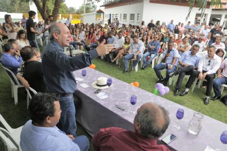Ronaldo Dimas entrega escola para mais de 400 alunos em Araguaína