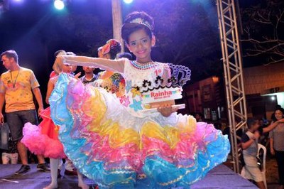 Saco Furado vence o concurso Rainha Mirim do São João do Cerrado 2018