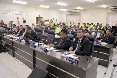 Solenidade na Câmara Municipal marca abertura do Maio Amarelo