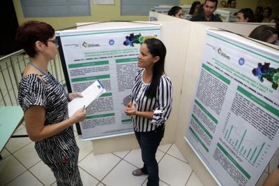 Trabalho social do CCZ de Araguaína é apresentado em simpósio da região Norte