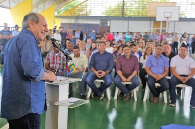 Dimas compara investimentos na Educação de Araguaína com padrão chinês