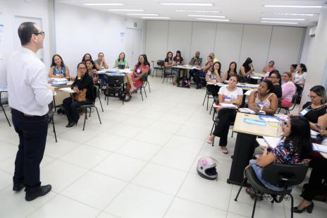 Economia do dinheiro público é tema de curso para servidores da Educação