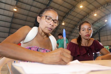 Famílias realizam última etapa para entrega de casas do Residencial Primavera Norte