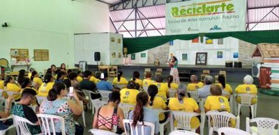 Reciclarte lança aula de ginástica para terceira idade