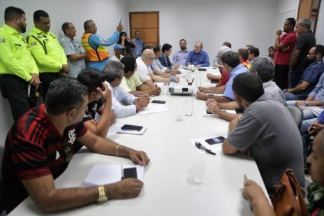 “Táxi-lotação será implementado em Araguaína”, anuncia Ronaldo Dimas