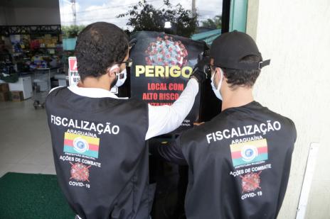 Cartaz de perigo alerta araguainenses sobre contaminação em locais públicos
