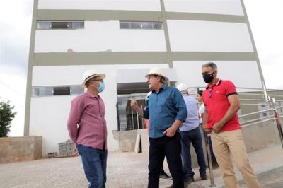 Dimas inaugura quase 20 obras em comemoração ao aniversário de Araguaína