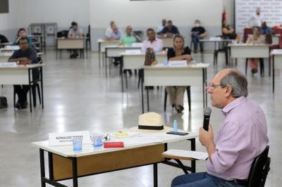 Dimas transmite reunião online com instituições sobre ações contra covid-19