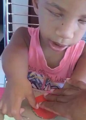 Em Araguaína, alunos com deficiência visual e física recebem atividades não-presenciais adaptadas