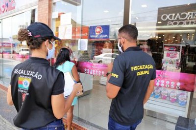 Infectologista dá dicas para quem precisa sair para trabalhar em tempos de pandemia