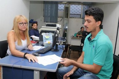 Jovens que completam 18 anos em 2020 devem se alistar até o fim de junho