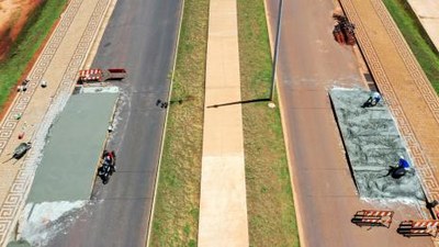 Lombofaixas são instaladas na Via Lago para acessibilidade e redução de velocidade