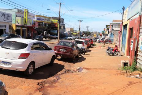 Avenida comercial em Araguaína vai ganhar calçadas com acessibilidade