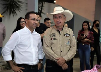 “É investindo em quem produz que nós fortalecemos nossa economia”, destaca Wagner durante abertura oficial da Expoara 2021