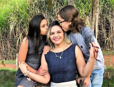 Mães que vencem:  “Pensei que não ia resistir”, conta a artesã D’Ane sobre contrair covid-19 após cirurgia