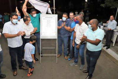 Moradores das zonas rural e urbana recebem asfalto e pontes em programação do aniversário da cidade