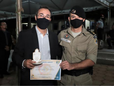 Prefeito é homenageado em aniversário dos 60 anos do Batalhão Araguaia