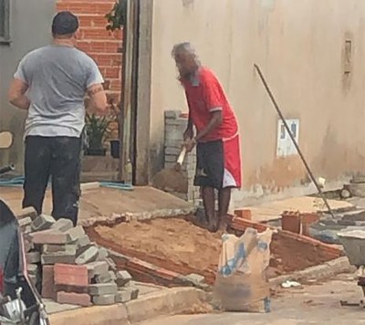 Prefeitura intensifica fiscalização sobre regulamentação de calçadas