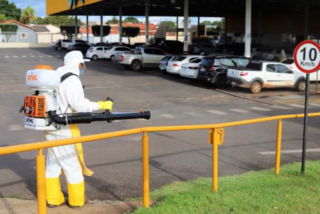 Prefeitura realiza desinfecção em locais de grande fluxo de pessoas