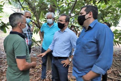 Prefeitura realiza Dia de Campo com moradores de assentamento