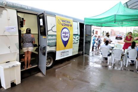 Vacina Móvel segue em novos locais após o feriado