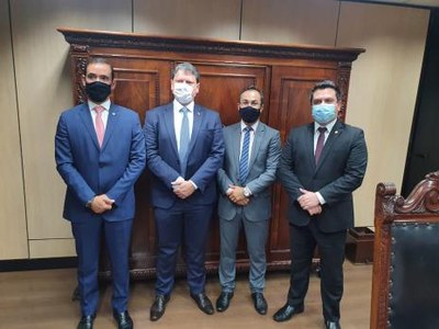 Wagner e deputados solicitam recursos para travessias urbanas em Araguaína