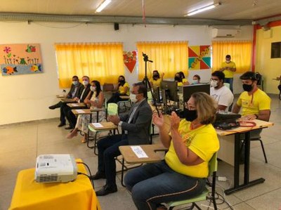 Wagner Rodrigues assina acordo de cooperação com Programa Universidade da Maturidade da UFT