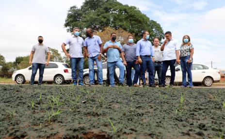 Araguaína inicia plantio de grama com sistema de hidrossemeadura