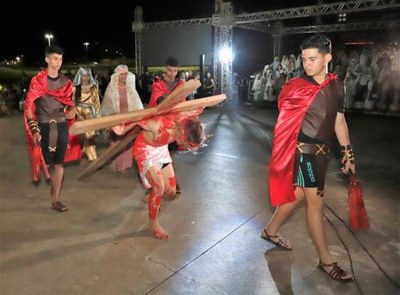 Cantata de Páscoa no Parque Cimba emociona famílias e participantes